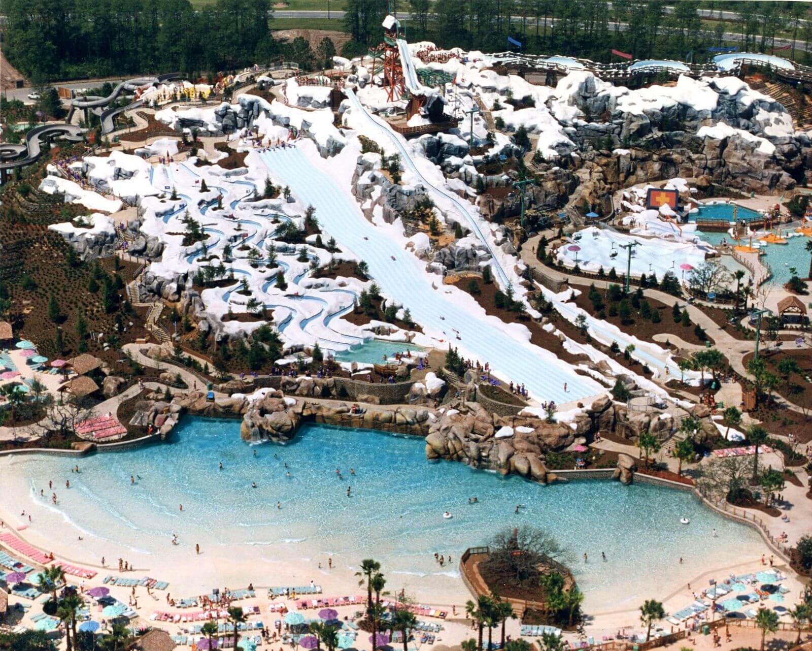 Disney-Blizzard-Beach-elenviador (1)