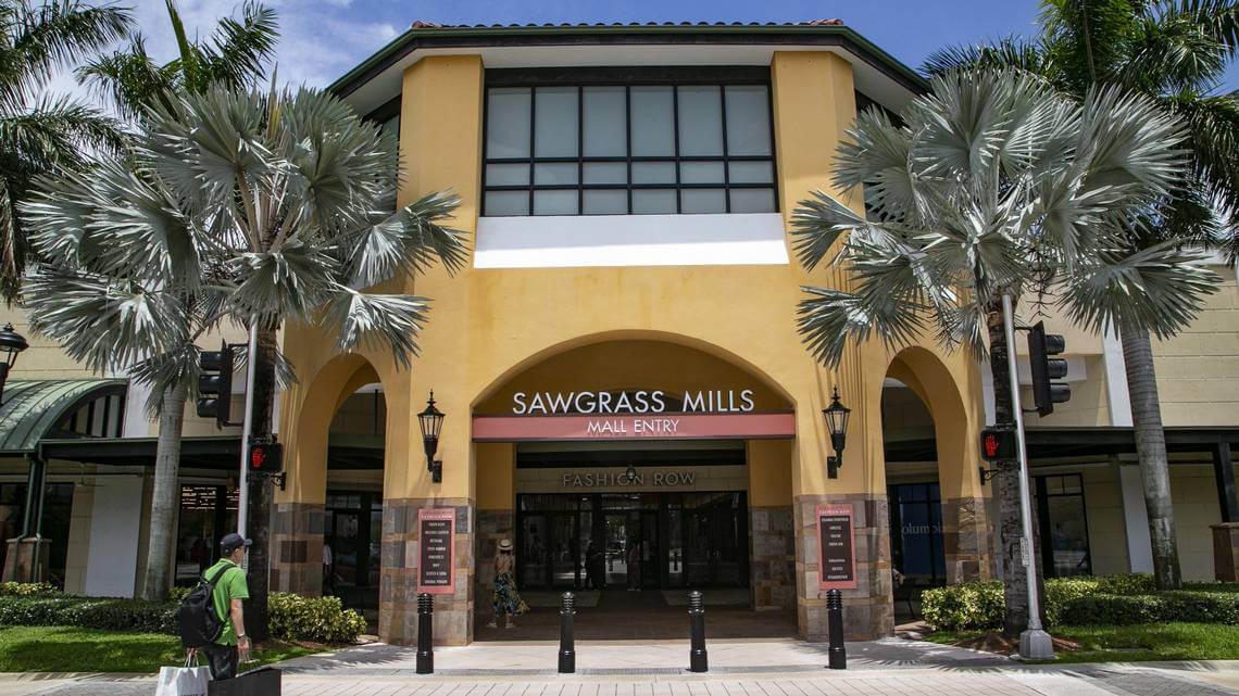 sawgrassexterior of mall (1)